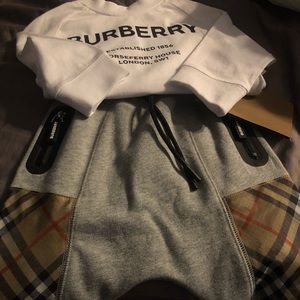 6 month Old Burberry outfit for a boy